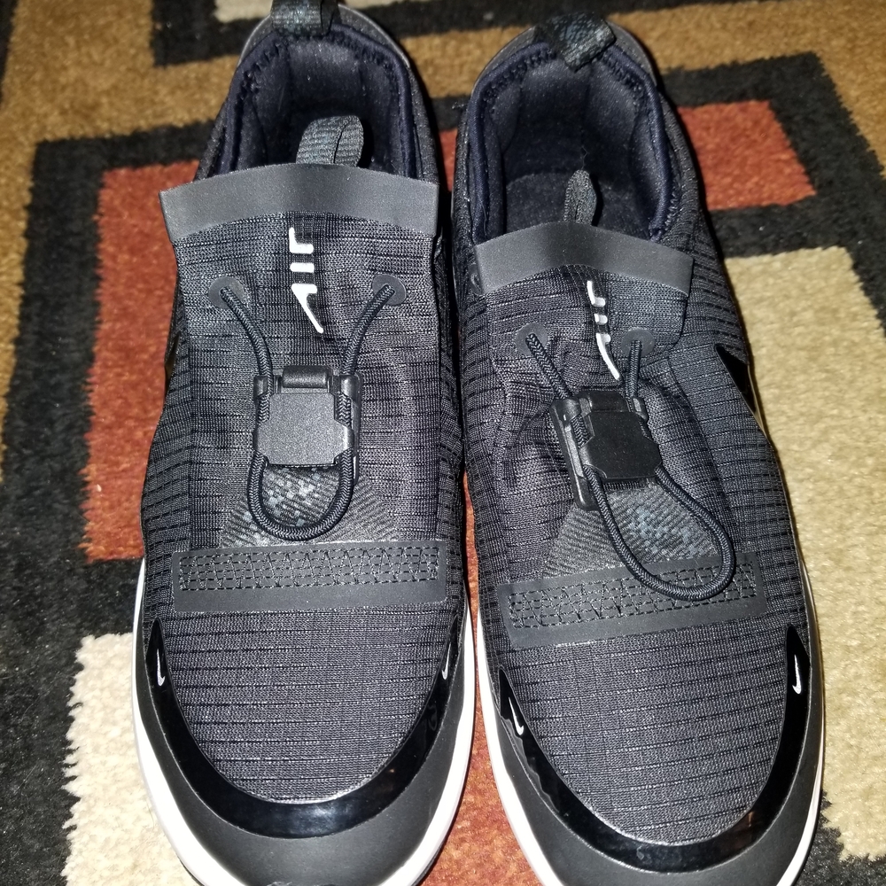 Nike Air Max Dia Size 8 Womens